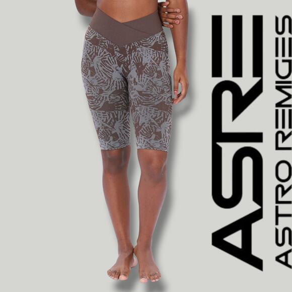 Astro Remiges Six Sense clairvoyant Compression workout Shorts Crimson Moonbeam - Picture 7 of 8